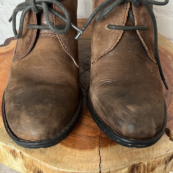 Born Fina Chukka Style Boot - Picture 3 of 12